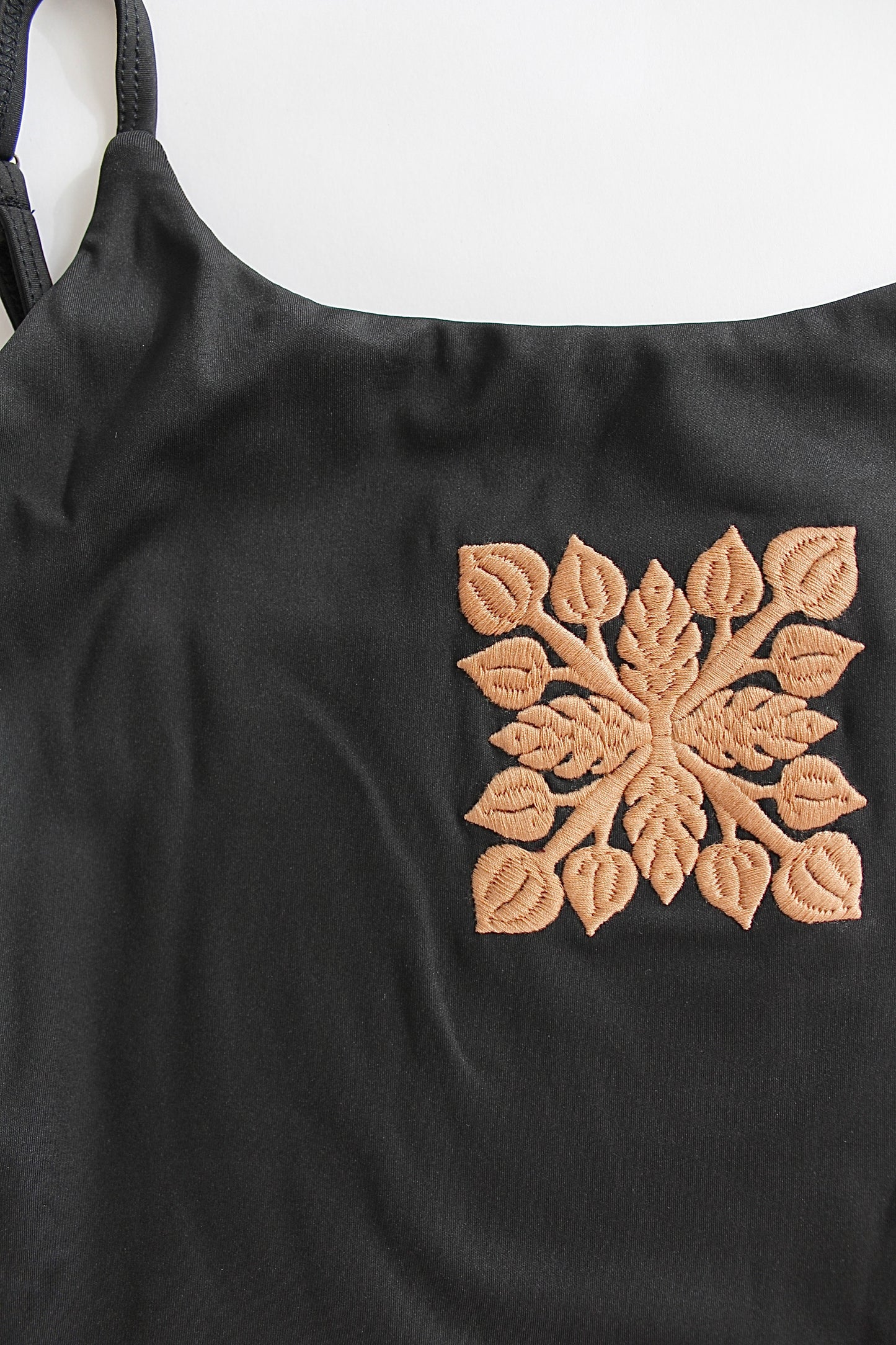 TAYLER BODYSUIT-ANTHURIUM KUIKI